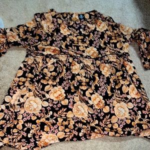 Agnes and Dora L flowing blouse